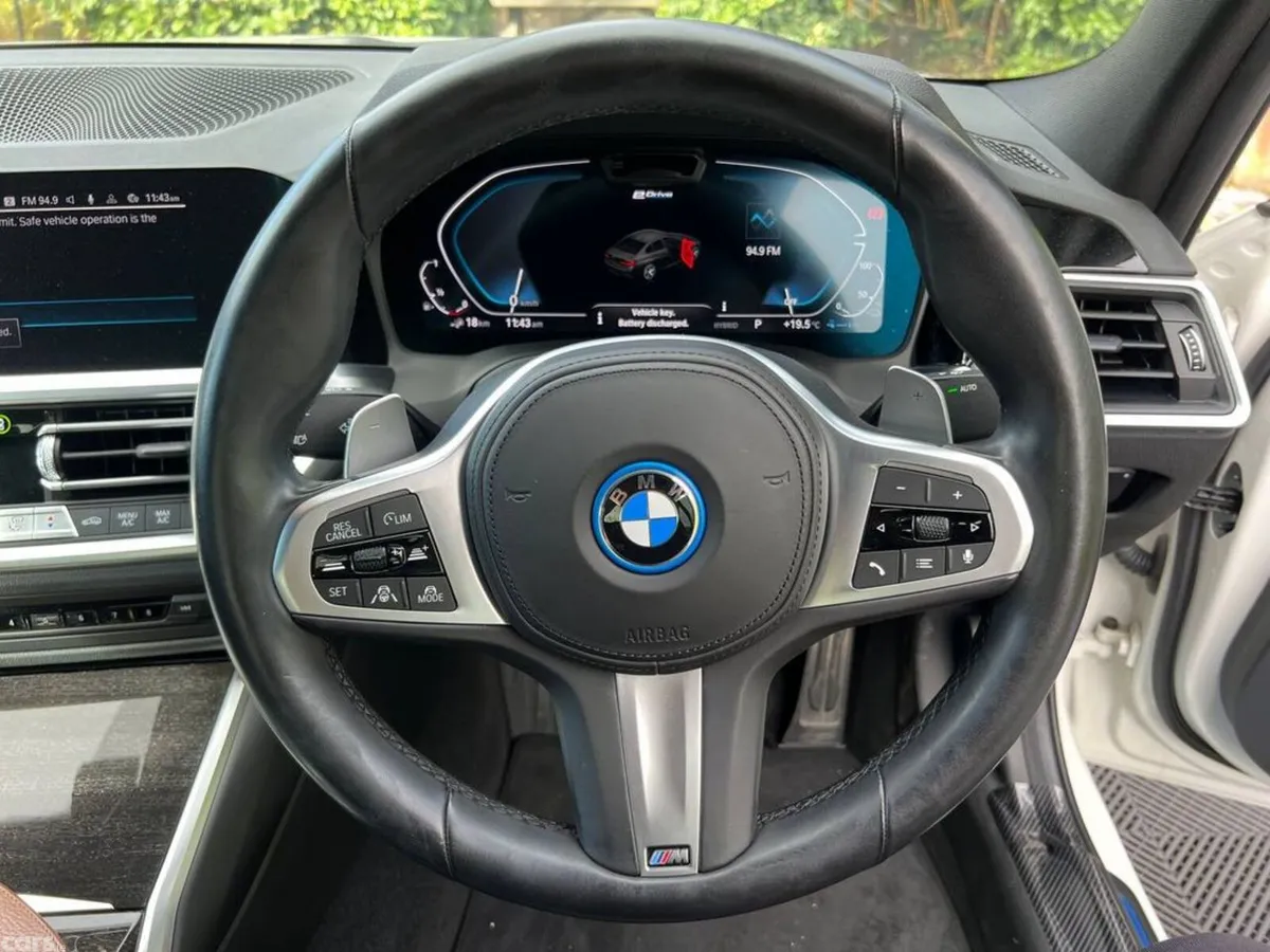 BMW 3-Series Saloon, Petrol Plug-in Hybrid, 2022, White
