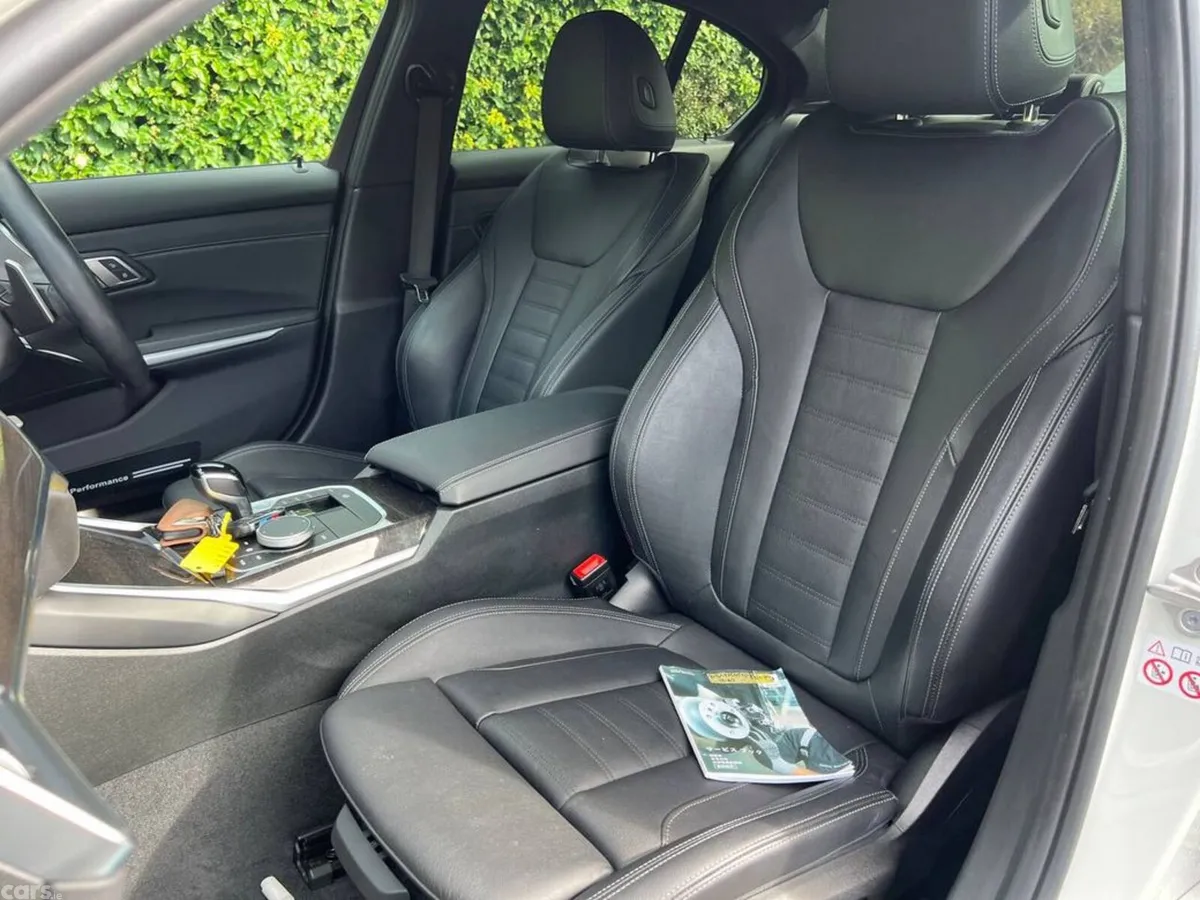 BMW 3-Series Saloon, Petrol Plug-in Hybrid, 2022, White
