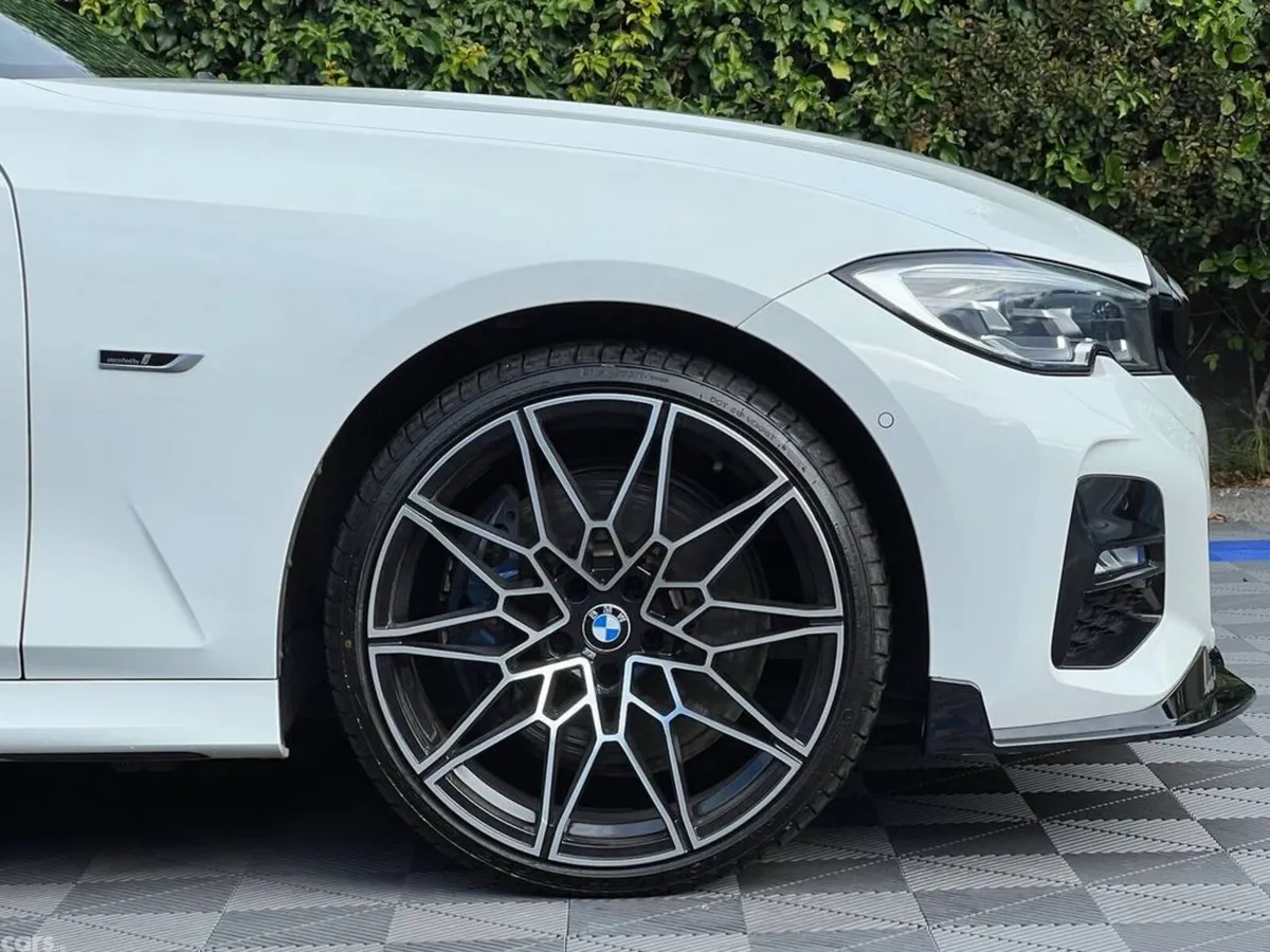 BMW 3-Series Saloon, Petrol Plug-in Hybrid, 2022, White