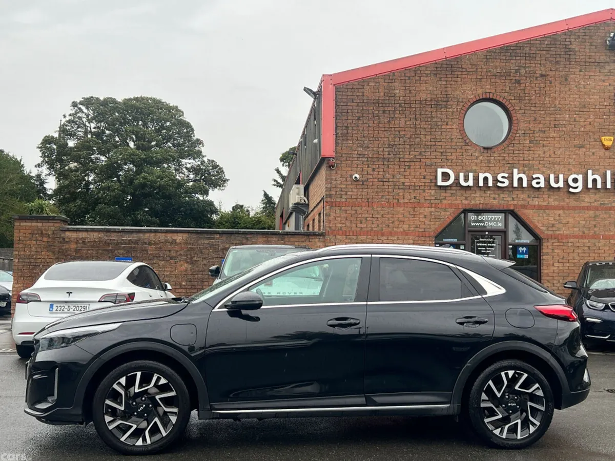 Kia XCeed Hatchback, Petrol Plug-in Hybrid, 2023, Black