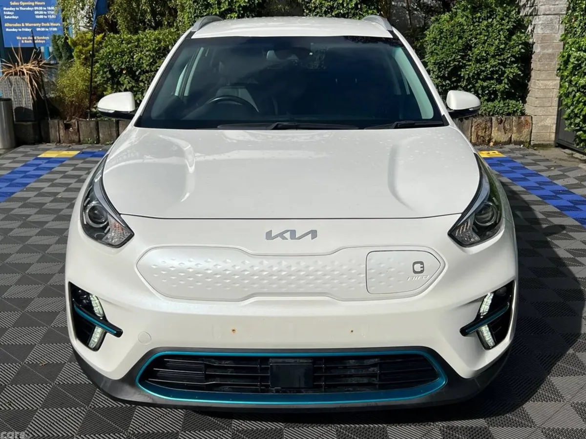 Kia e-Niro SUV, Electric, 2022, White