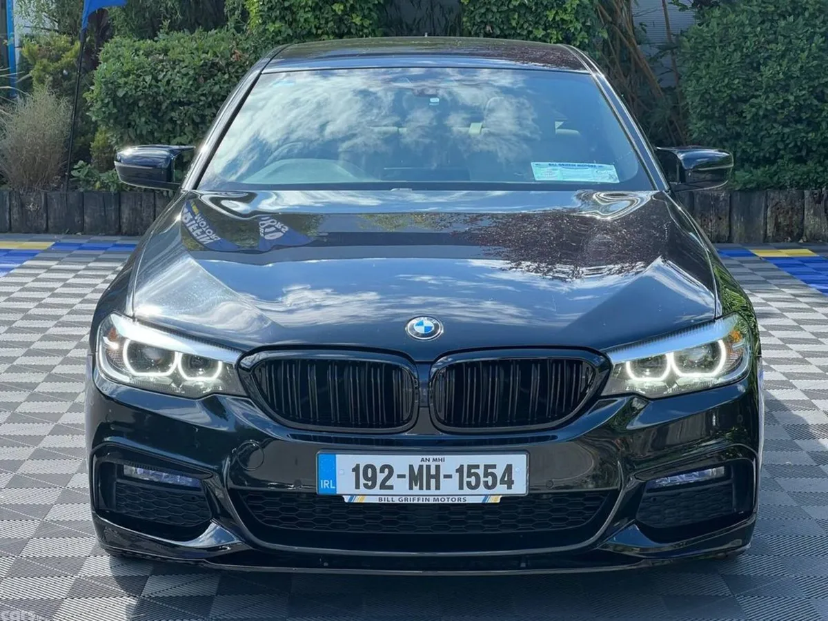 BMW 5-Series Saloon, Petrol Plug-in Hybrid, 2019, Black