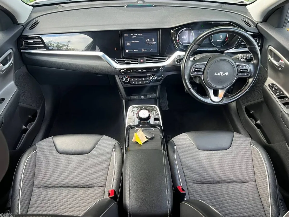 Kia e-Niro SUV, Electric, 2022, White