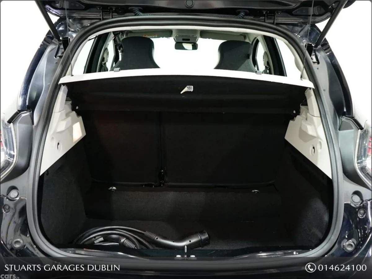 Renault Zoe Hatchback, Electric, 2022, Black