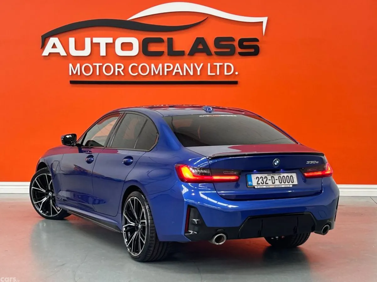 BMW 3-Series Saloon, Petrol Plug-in Hybrid, 2023, Blue