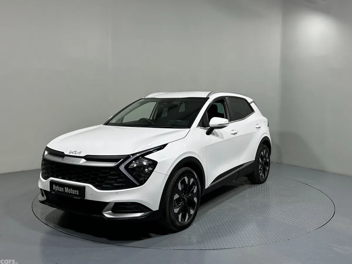 Kia Sportage SUV, Petrol Plug-in Hybrid, 2023, White