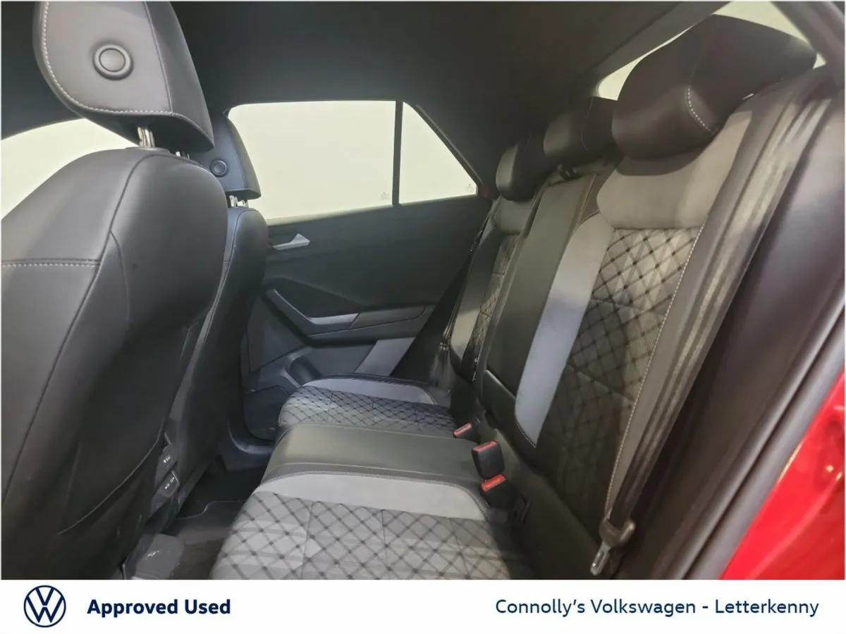 Volkswagen T-Roc SUV, Petrol, 2023, Red
