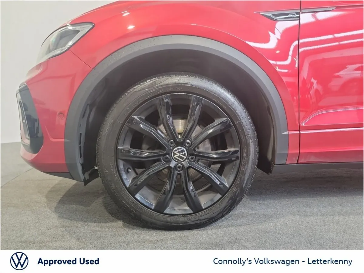 Volkswagen T-Roc SUV, Petrol, 2023, Red