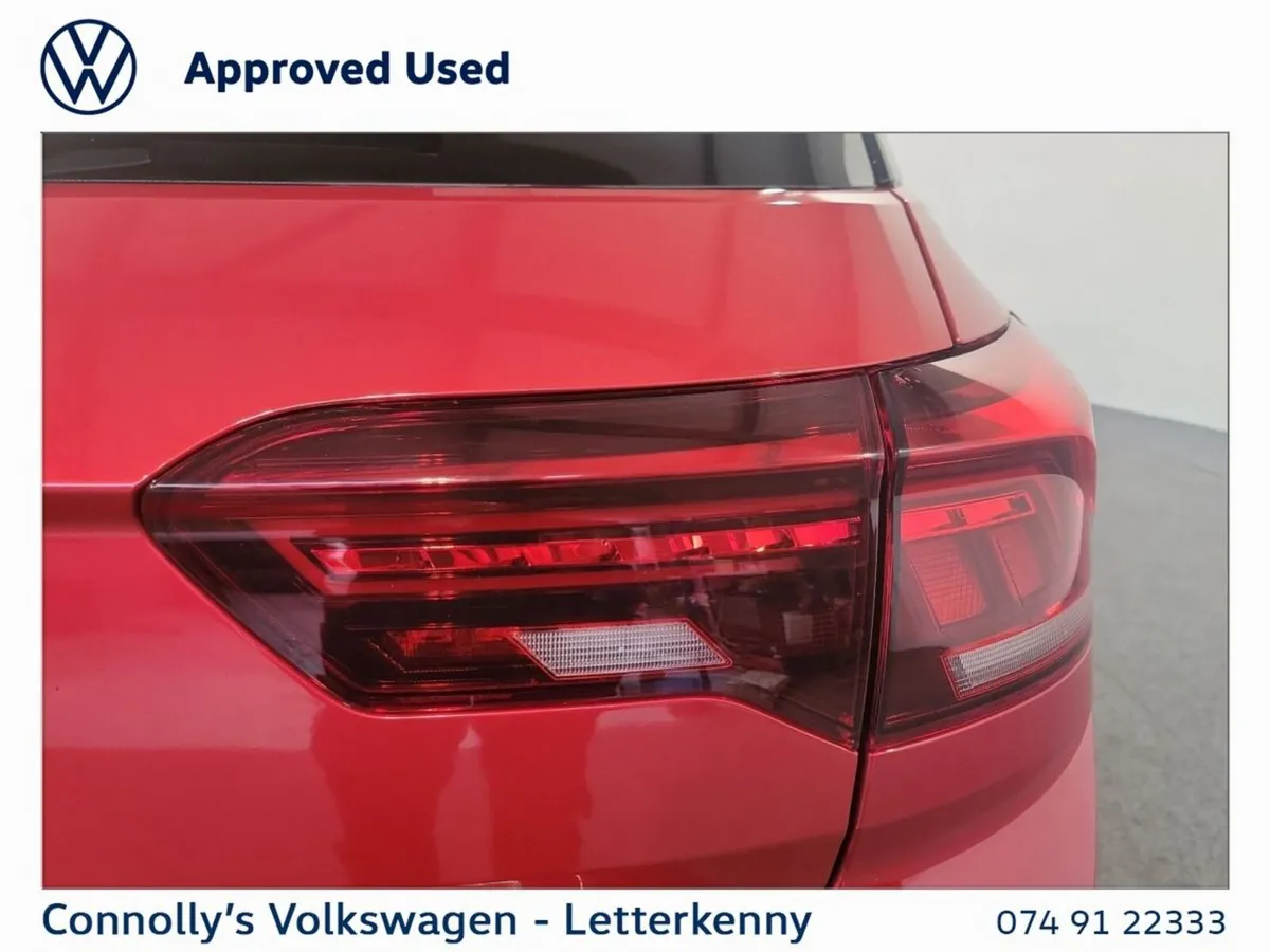 Volkswagen T-Roc SUV, Petrol, 2023, Red