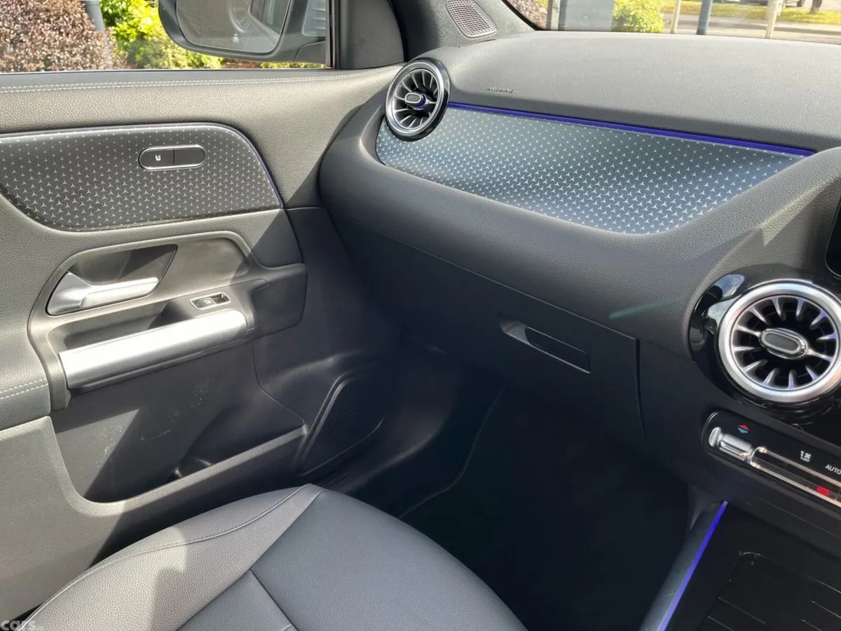 Mercedes-Benz GLA SUV, Diesel, 2026, Silver
