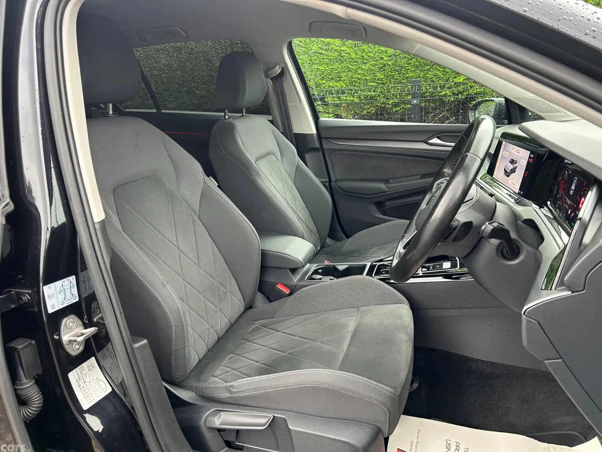 Volkswagen Golf Hatchback, Petrol Hybrid, 2022, Black