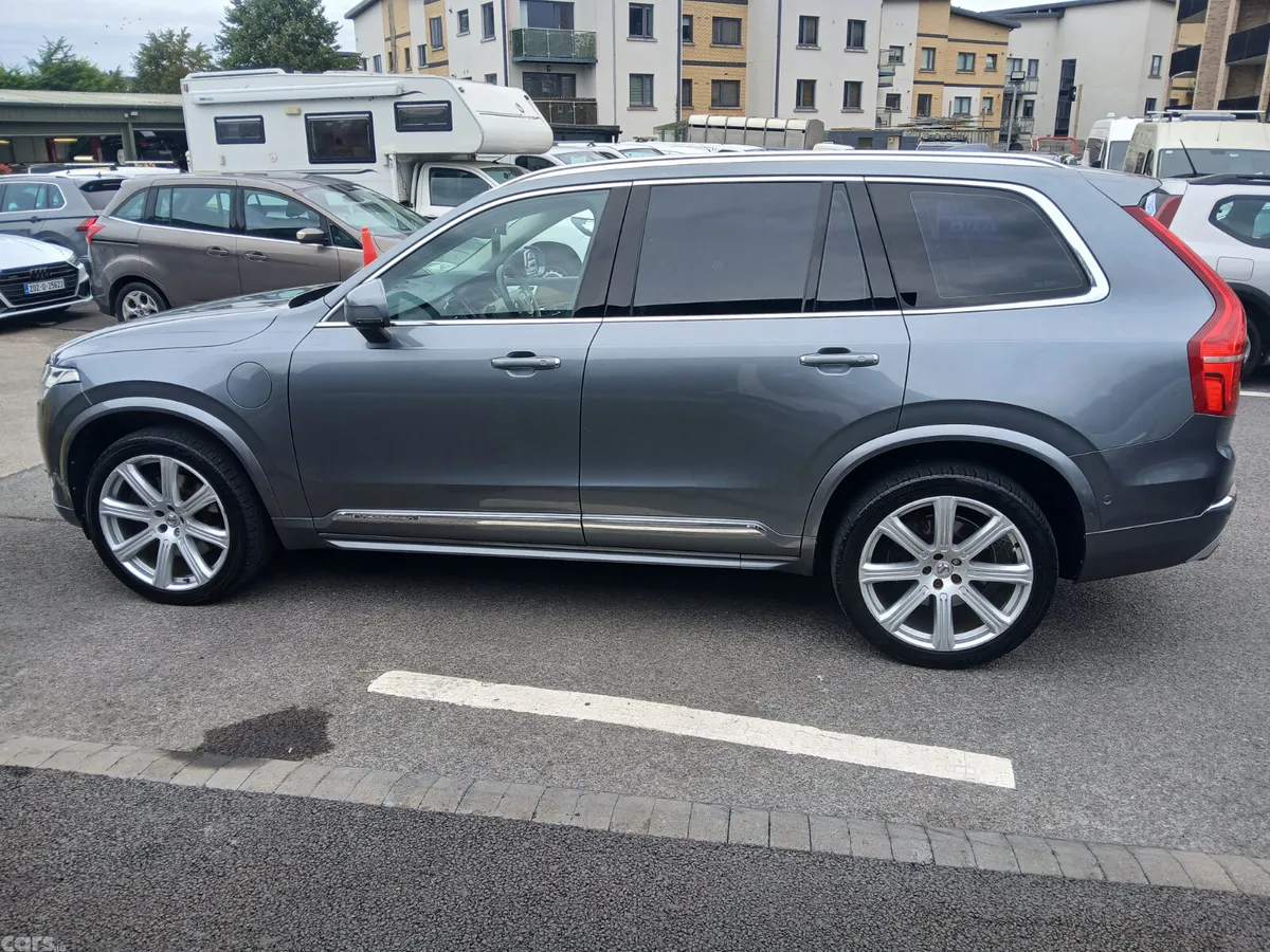 Volvo XC90 SUV, Petrol Plug-in Hybrid, 2016, Grey