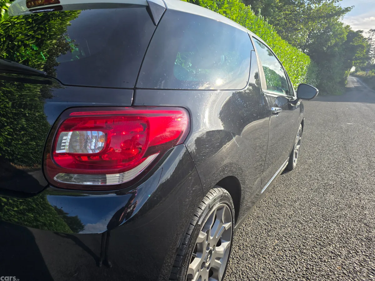Citroen DS 3 Hatchback, Diesel, 2011, Black