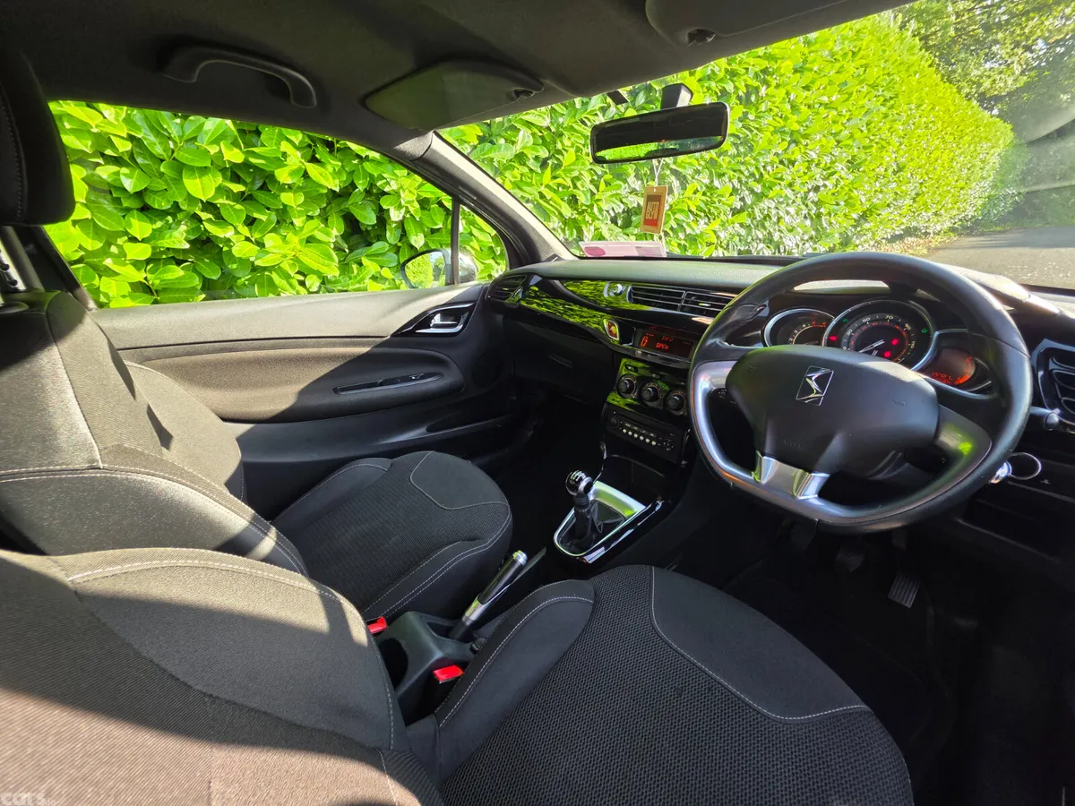 Citroen DS 3 Hatchback, Diesel, 2011, Black
