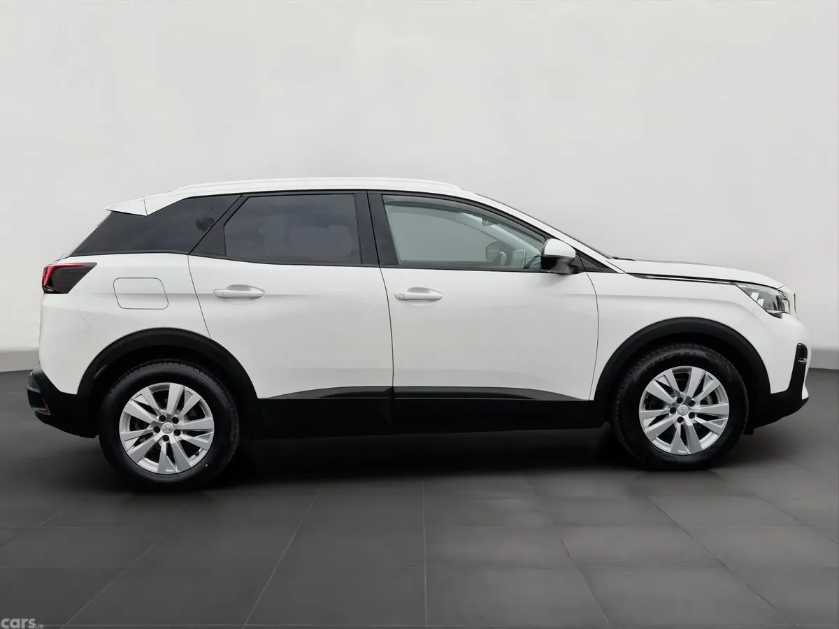 Peugeot 3008 MPV, Diesel, 2019, White
