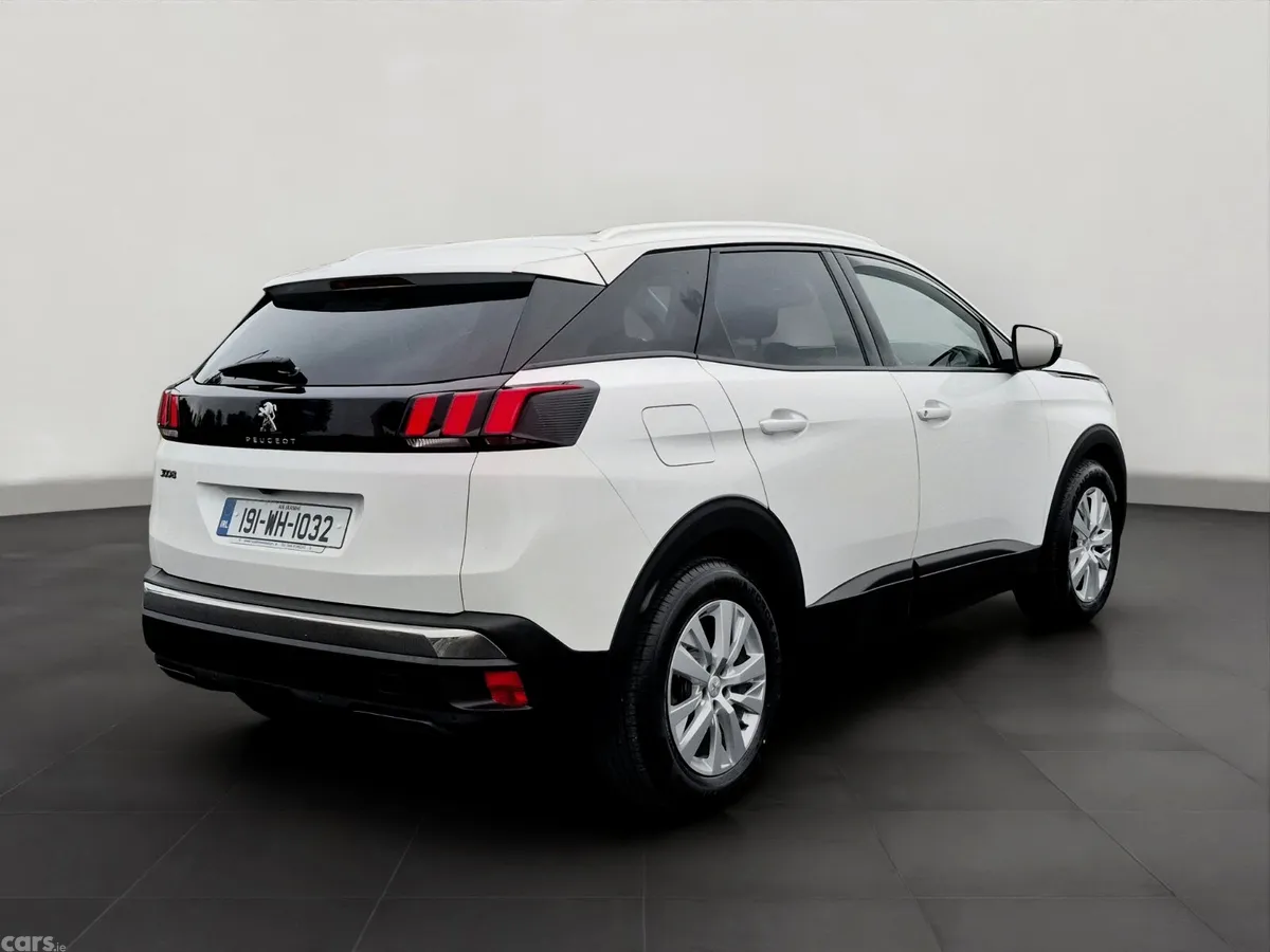 Peugeot 3008 MPV, Diesel, 2019, White