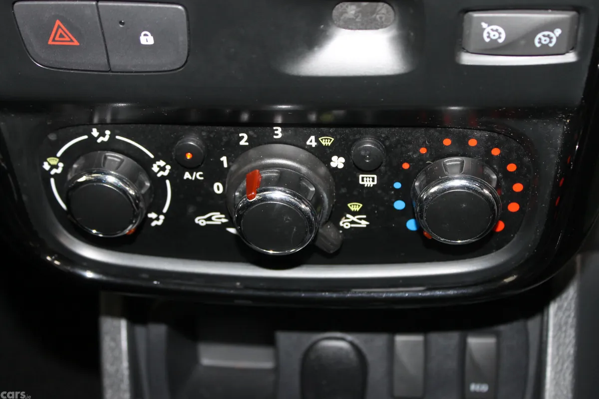 Dacia Duster SUV, Diesel, 2015, Grey