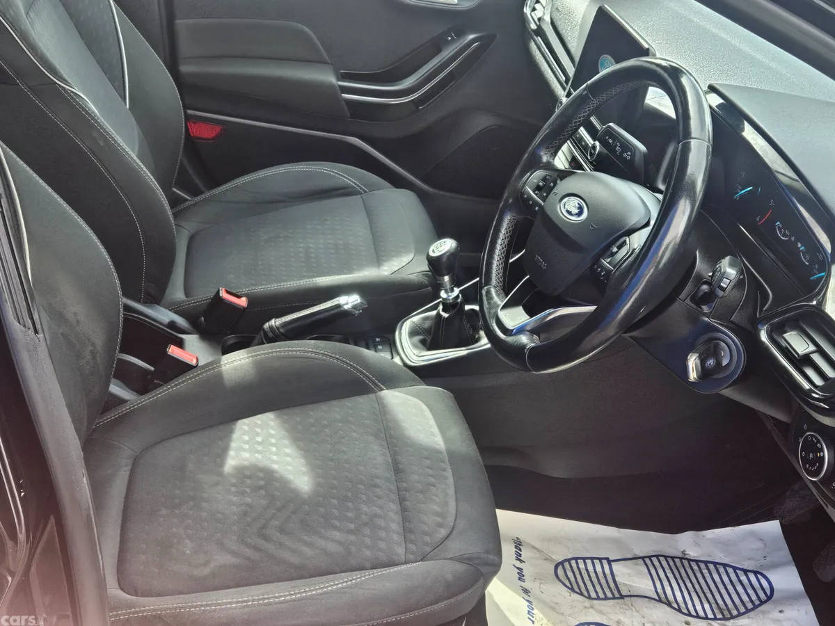 Ford Fiesta Hatchback, Diesel, 2019, Black
