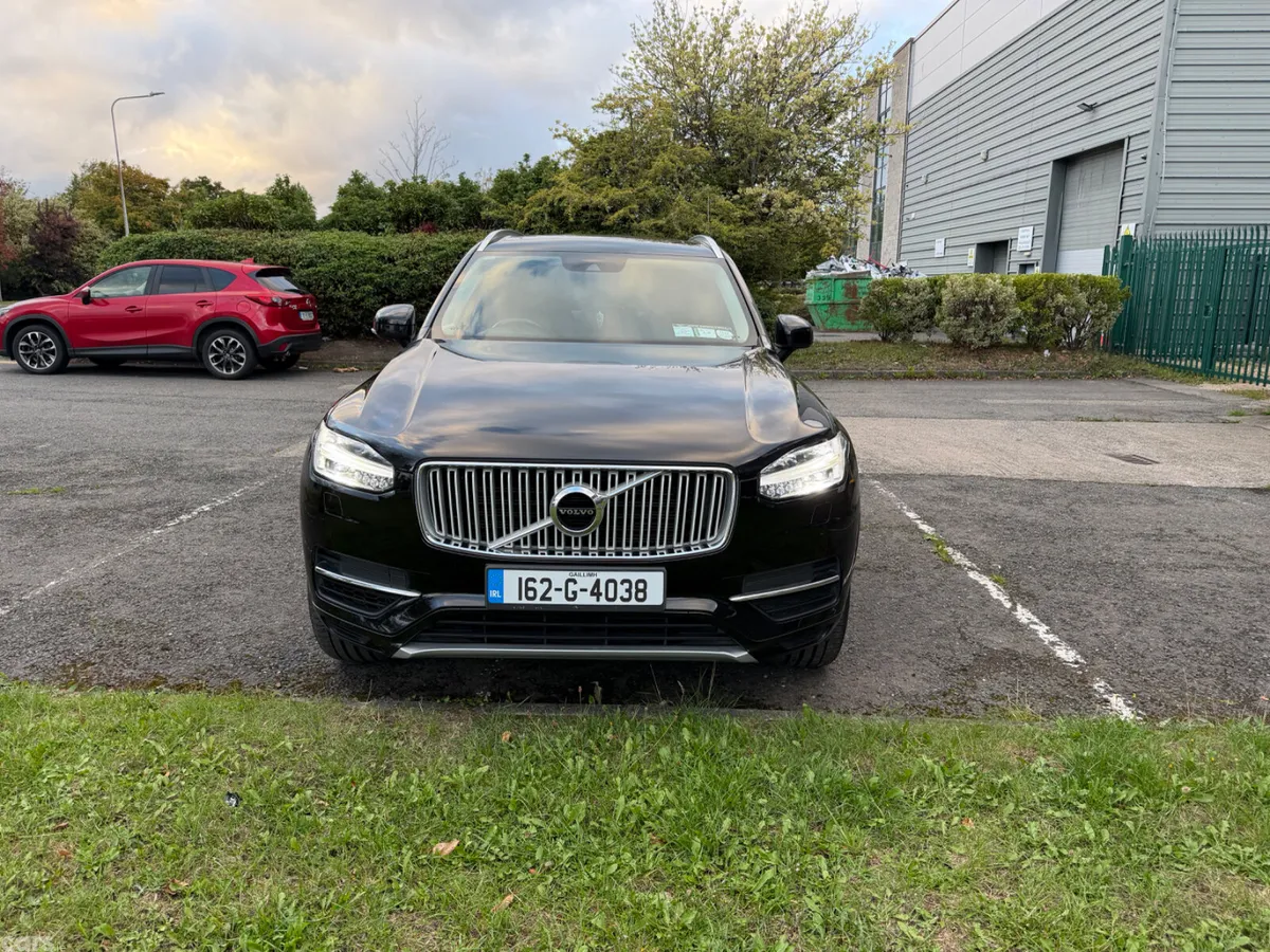 Volvo XC90 SUV, Petrol Plug-in Hybrid, 2016, Black