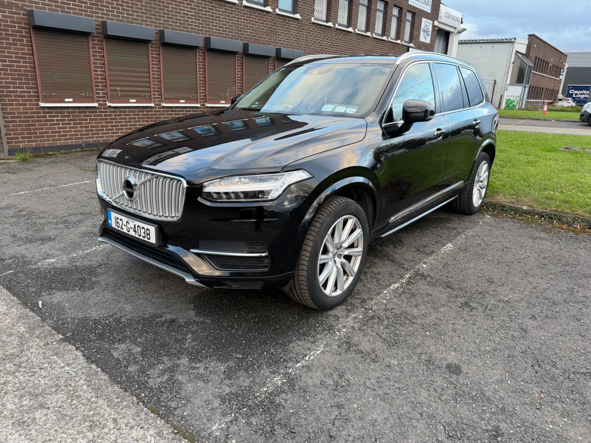 Volvo XC90 SUV, Petrol Plug-in Hybrid, 2016, Black