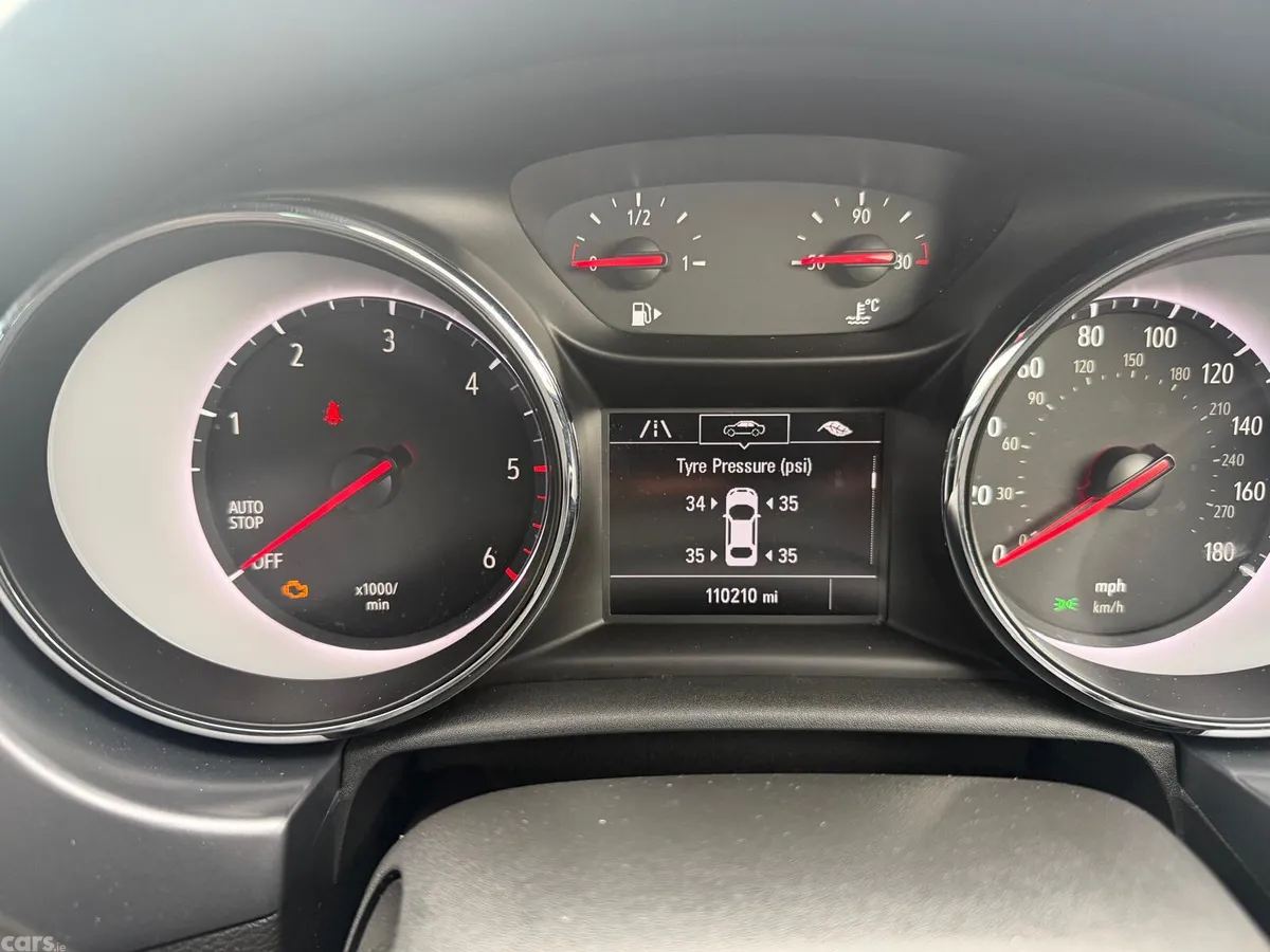 Vauxhall Astra Hatchback, Diesel, 2019, Silver