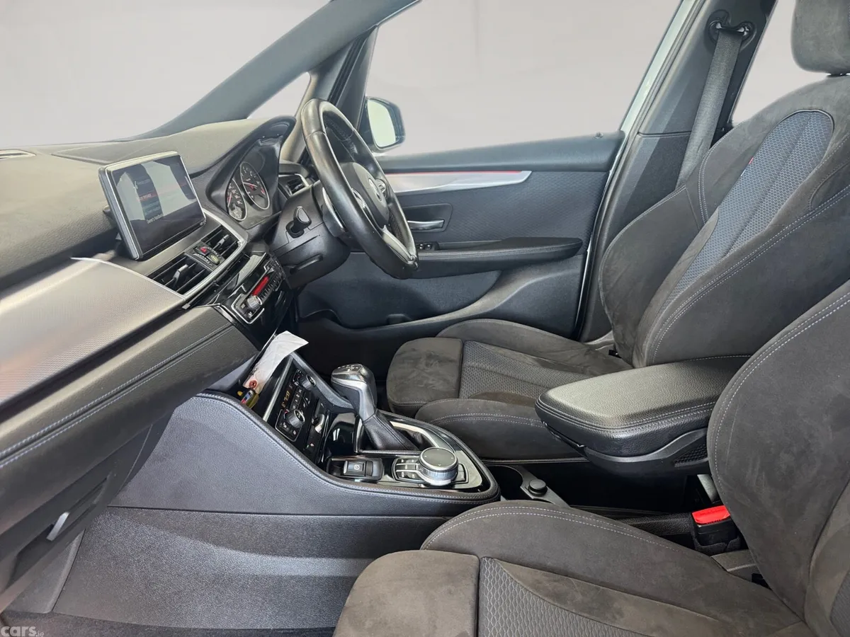 BMW 2-Series Gran Tourer MPV, Diesel, 2016, White