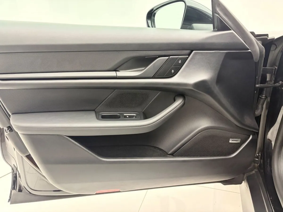 Porsche Taycan Saloon, Electric, 2023, Black