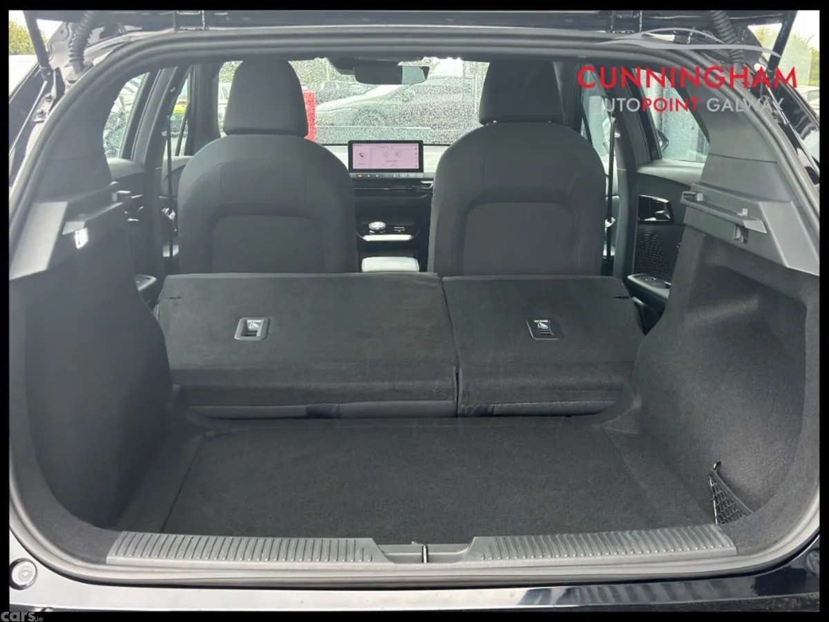MG 4 Hatchback, Electric, 2024, Black
