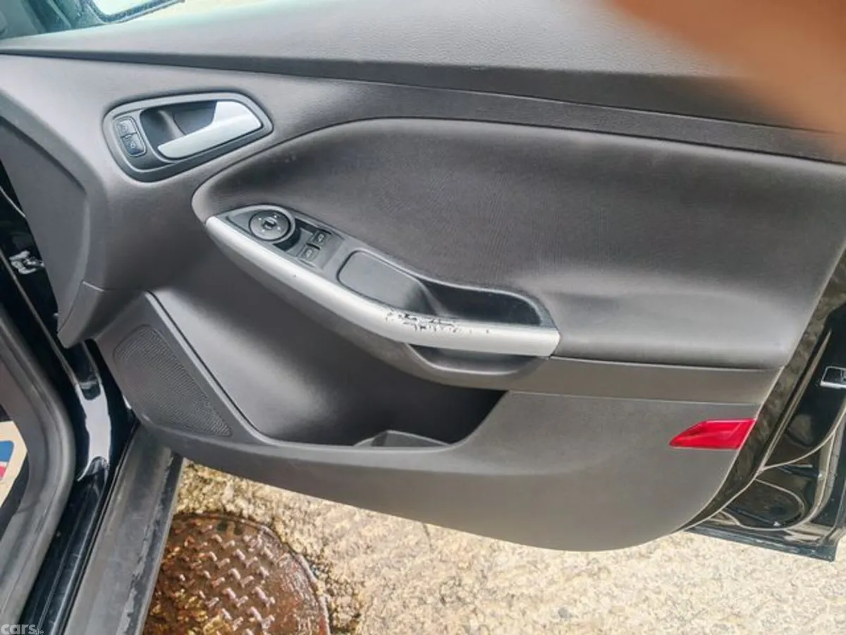 Ford Focus Hatchback, Diesel, 2017, Black