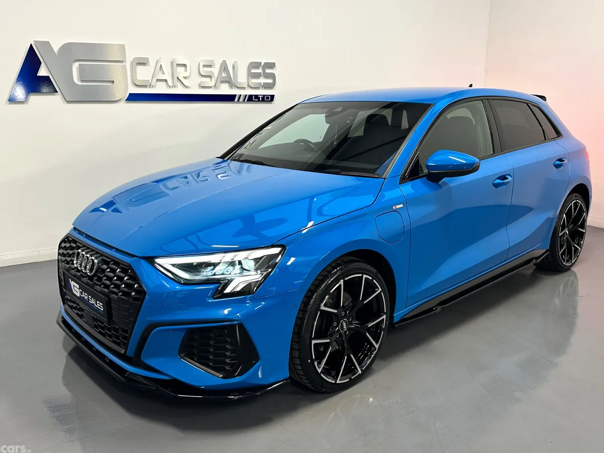 Audi A3 Hatchback, Petrol Hybrid, 2023, Blue