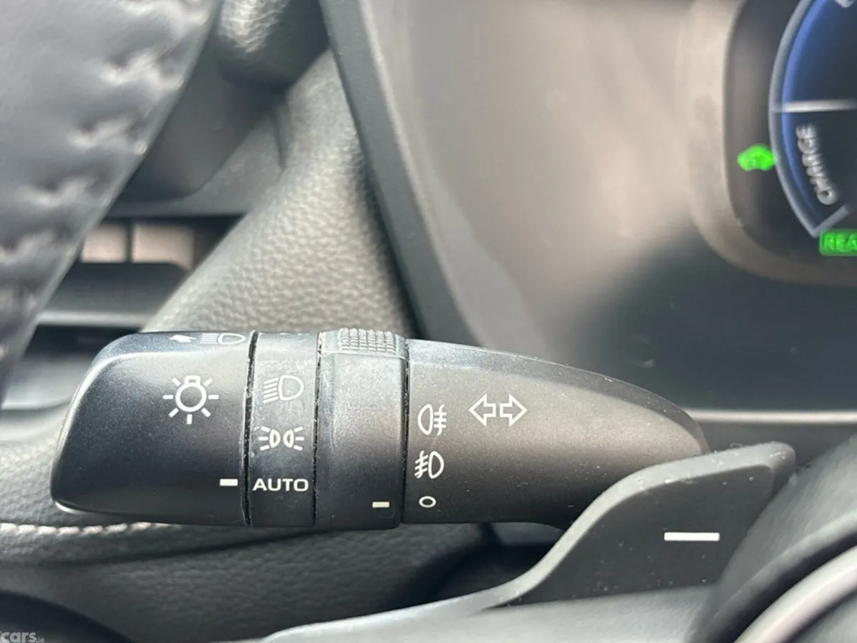 Toyota RAV4 SUV, Petrol Hybrid, 2024, Blue