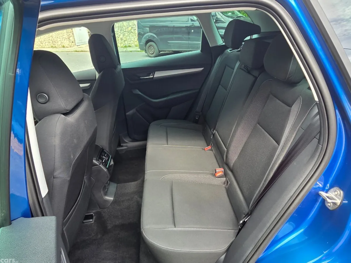 Skoda Karoq SUV, Petrol, 2026, Blue