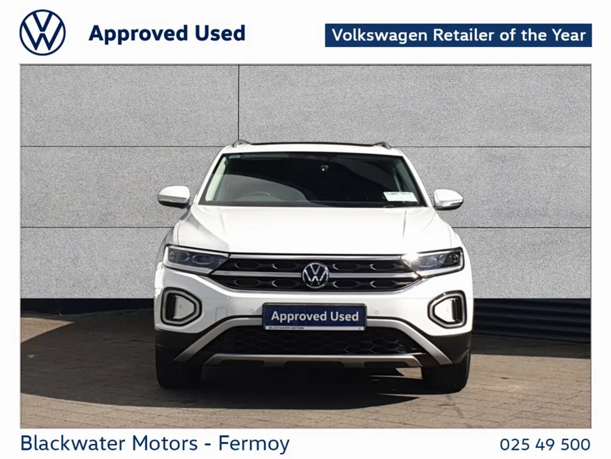 Volkswagen T-Roc SUV, Petrol, 2023, White