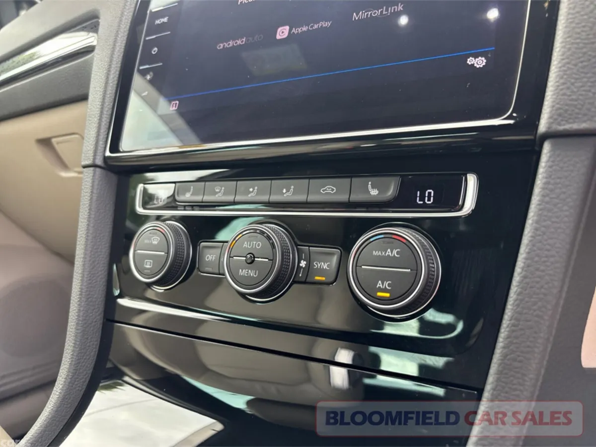 Volkswagen Golf Hatchback, Diesel, 2019, Grey