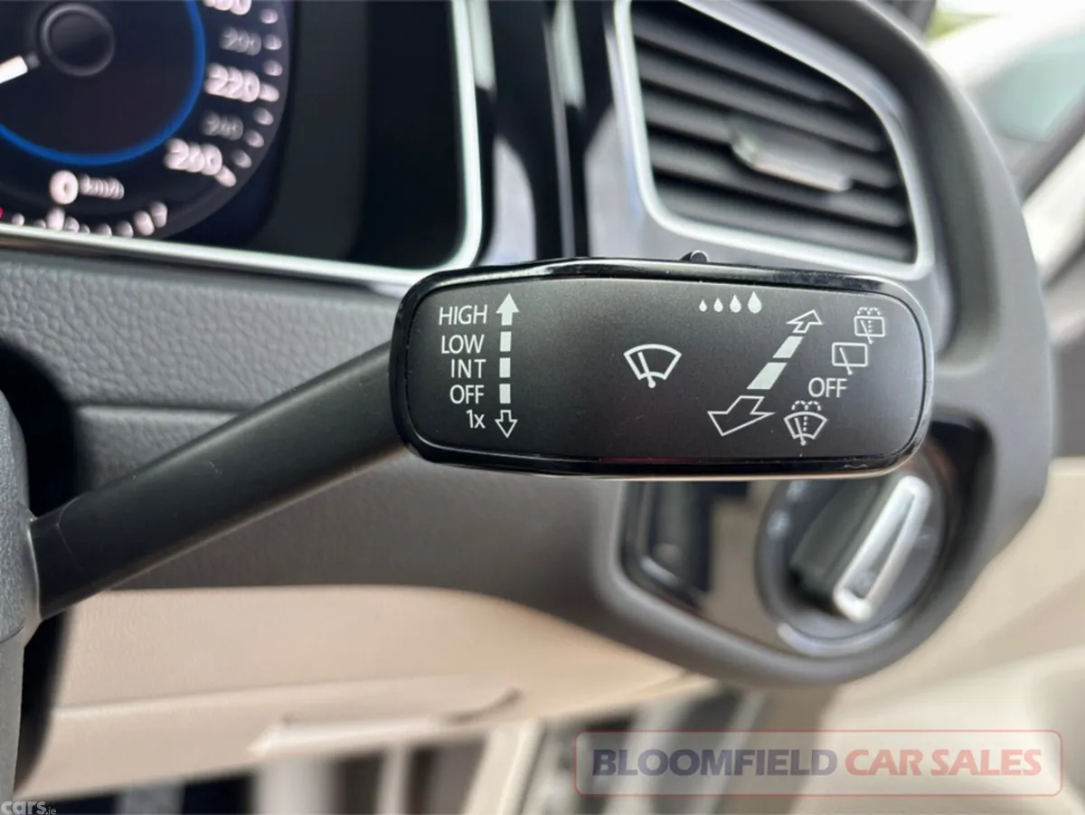 Volkswagen Golf Hatchback, Diesel, 2019, Grey