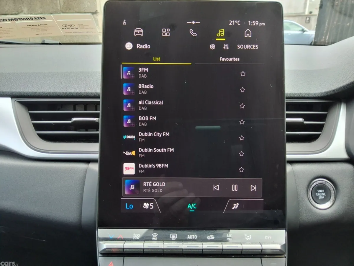 Renault Captur SUV, Petrol Hybrid, 2026, Blue
