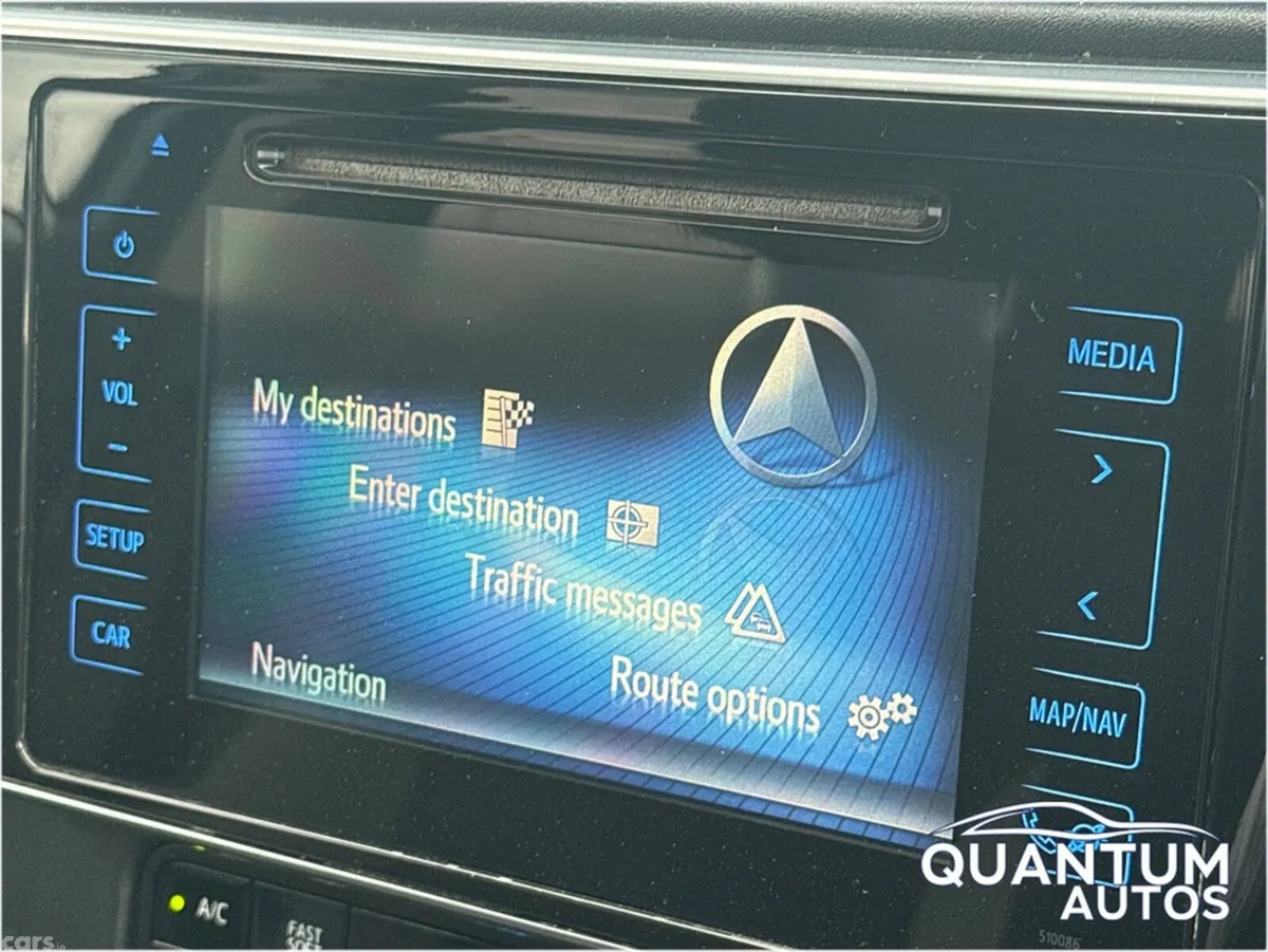 Toyota Auris Hatchback, Diesel, 2016, Blue