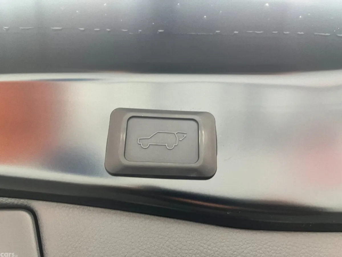 Toyota RAV4 SUV, Petrol Hybrid, 2025, Black
