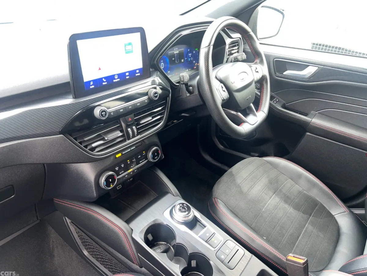 Ford Kuga SUV, Petrol Plug-in Hybrid, 2023, Black