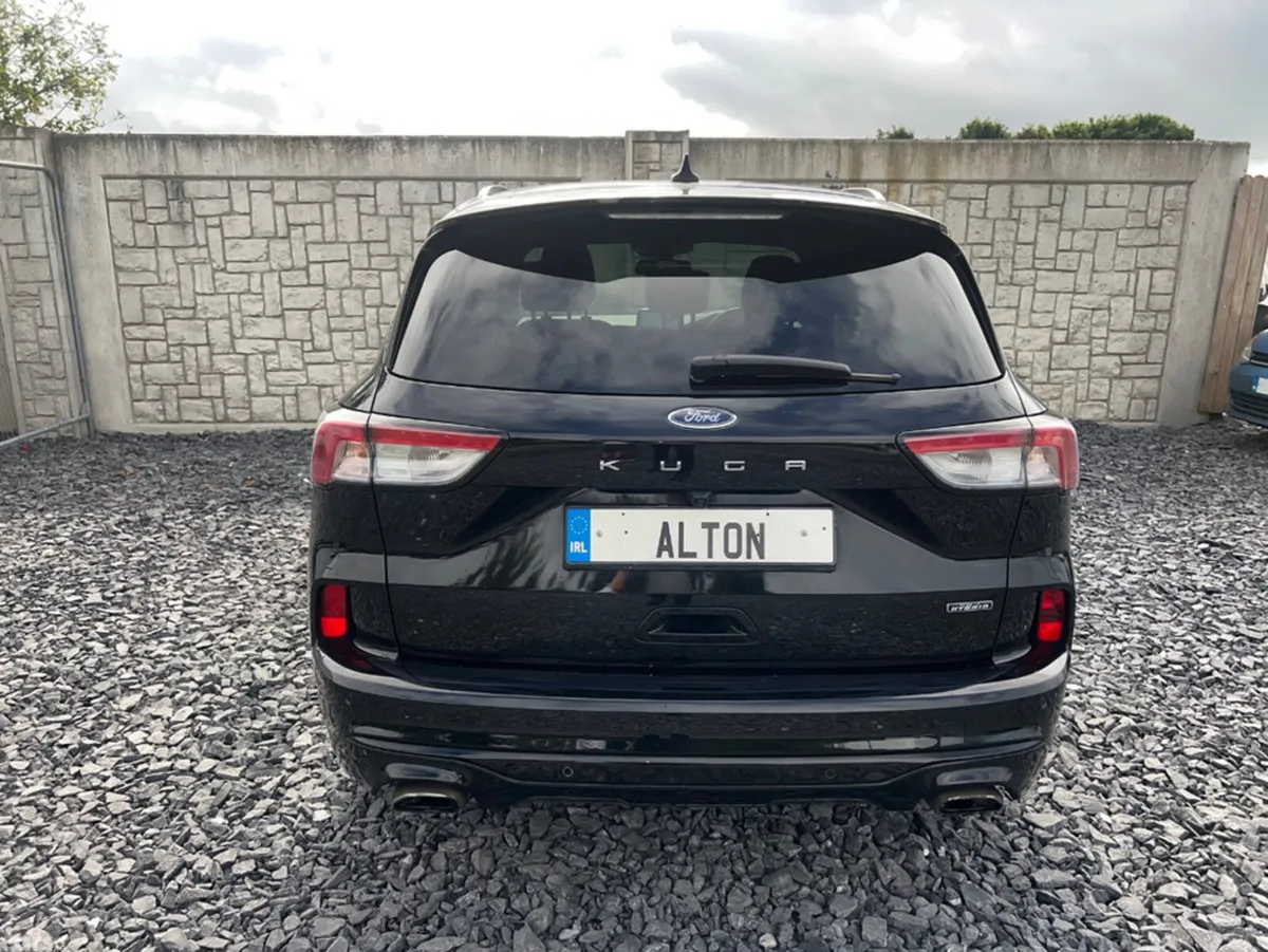 Ford Kuga SUV, Petrol Plug-in Hybrid, 2023, Black