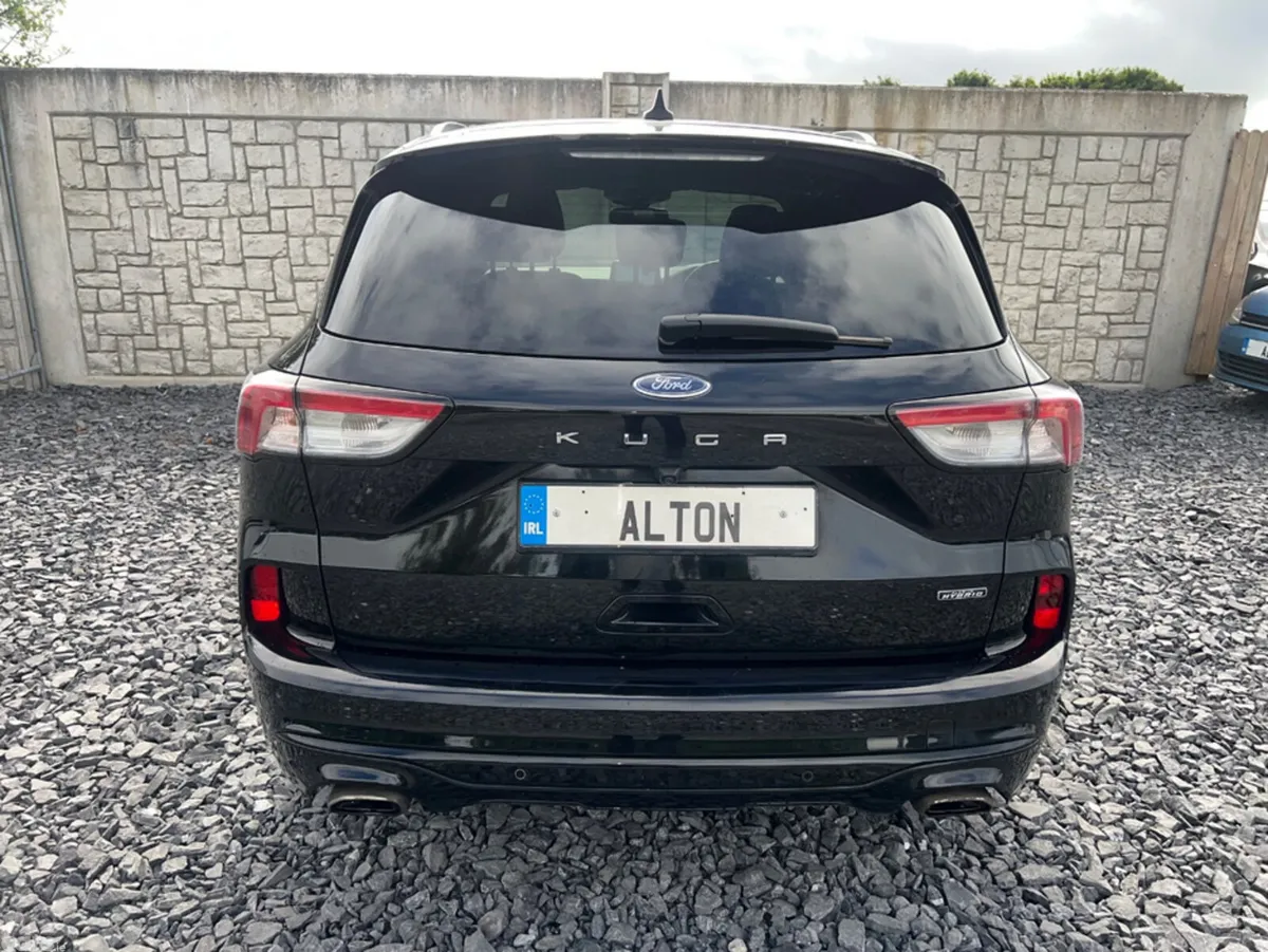 Ford Kuga SUV, Petrol Plug-in Hybrid, 2023, Black