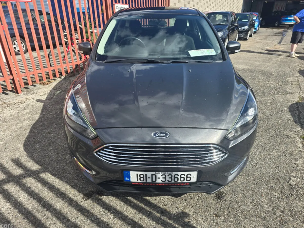 Ford Focus Hatchback, Petrol, 2018, Grey