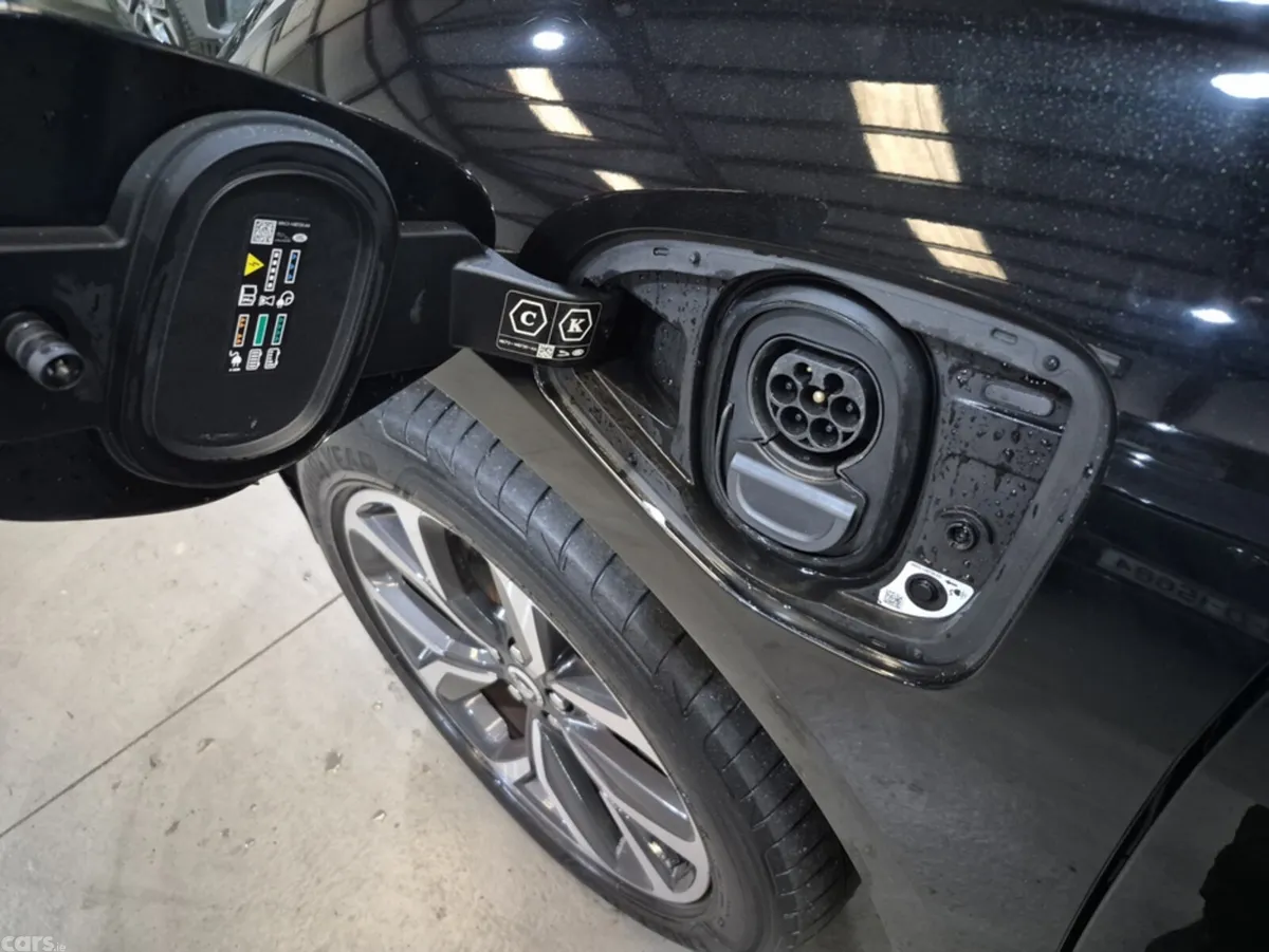 Jaguar I-Pace SUV, Electric, 2024, Black