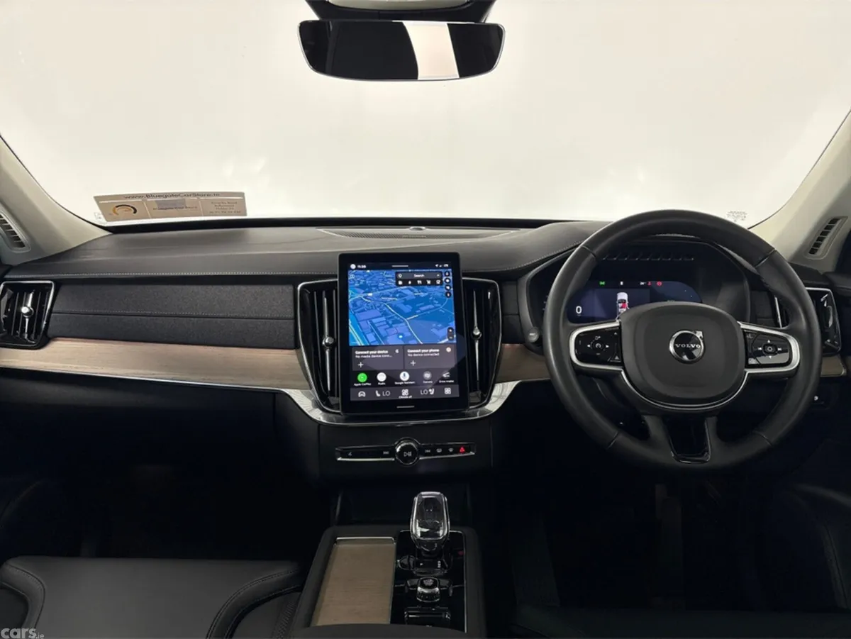 Volvo XC90 Estate, Petrol Hybrid, 2025, Red