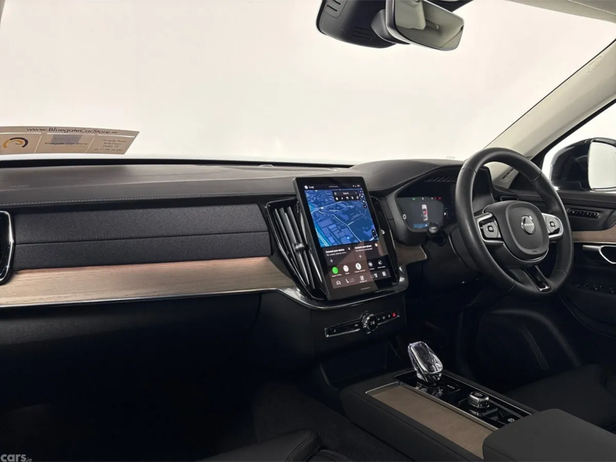 Volvo XC90 Estate, Petrol Hybrid, 2025, Red
