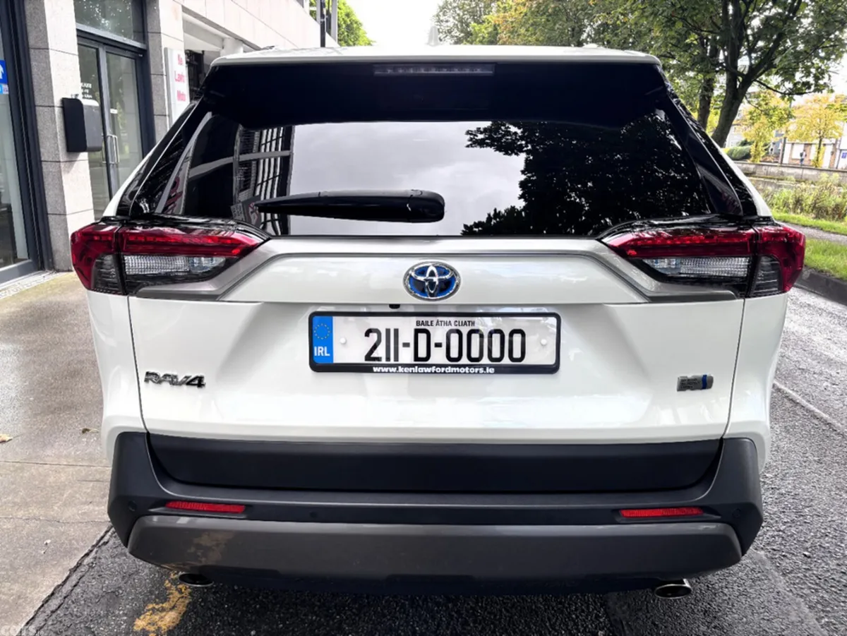 Toyota RAV4 SUV, Petrol Hybrid, 2021, White