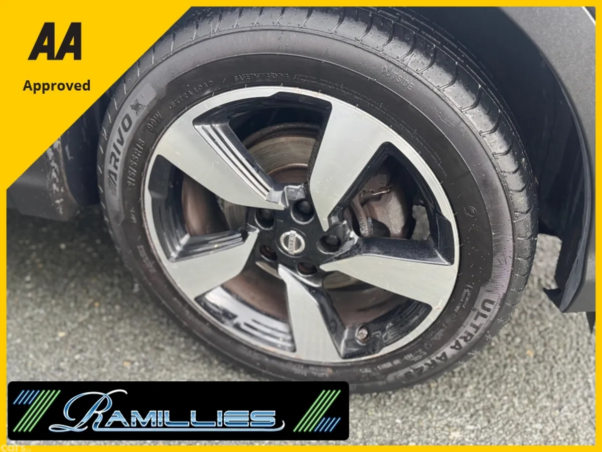 Nissan Qashqai MPV, Diesel, 2015, Black