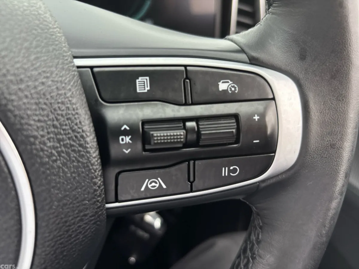 Kia Sportage MPV, Diesel, 2024, Grey