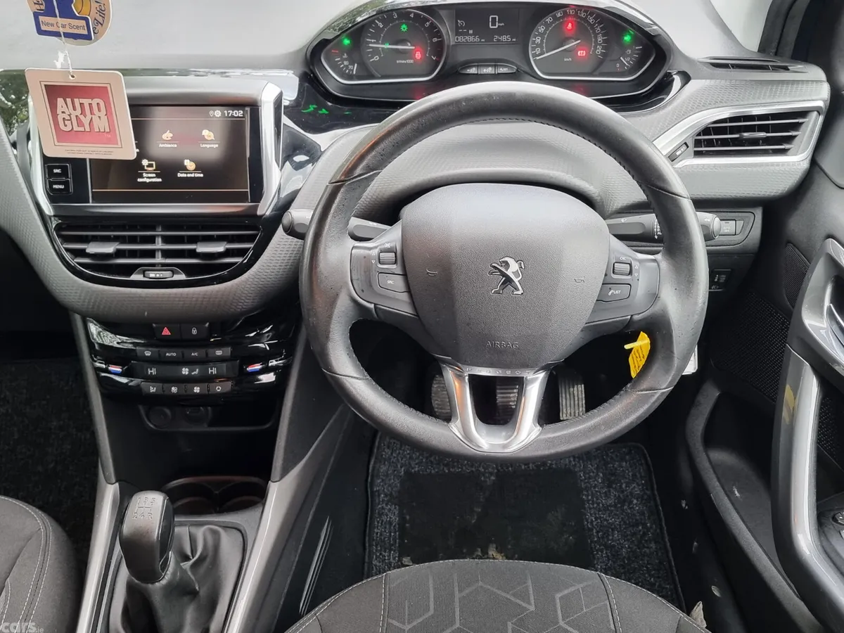 Peugeot 2008 Estate, Petrol, 2019, Green