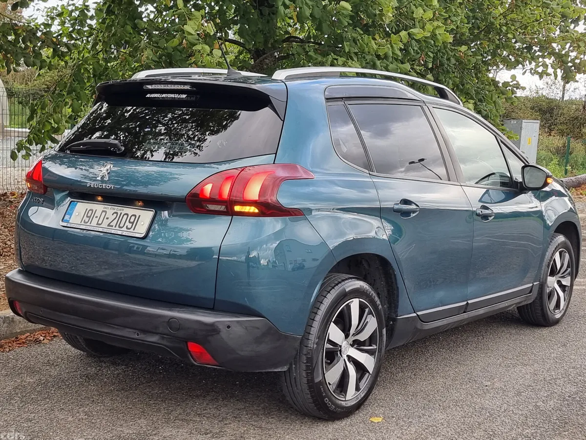 Peugeot 2008 Estate, Petrol, 2019, Green